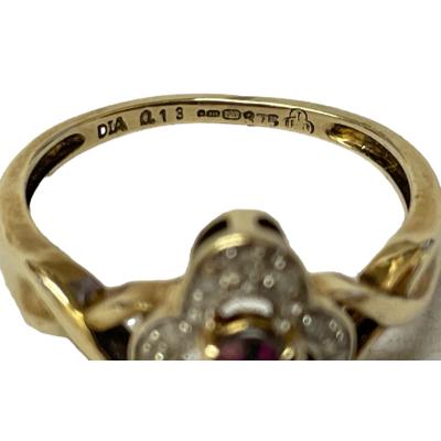 Close up of the hallmark on the inside band.