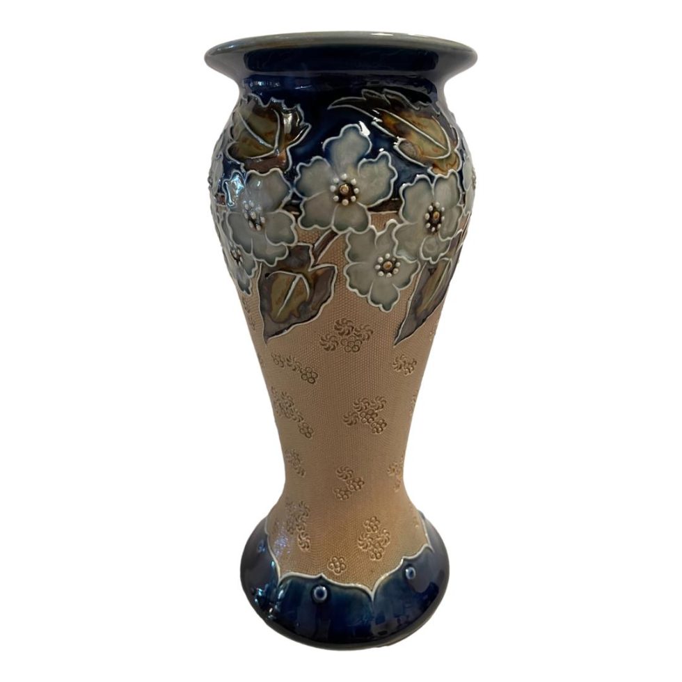 Main photo showing the whole vase from an eye level angle.