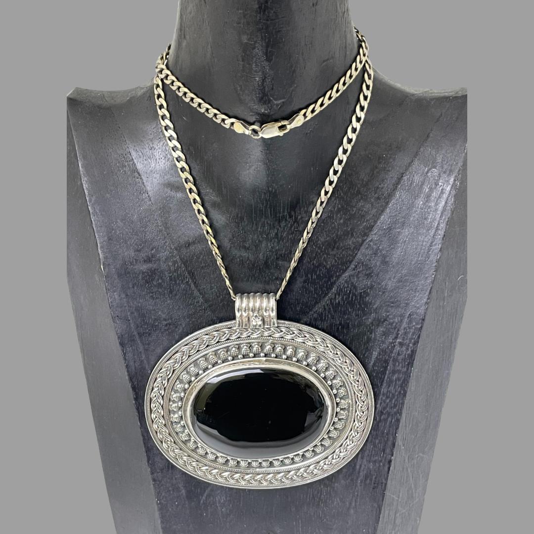 Large Sterling Silver Onyx Pendant & Chain